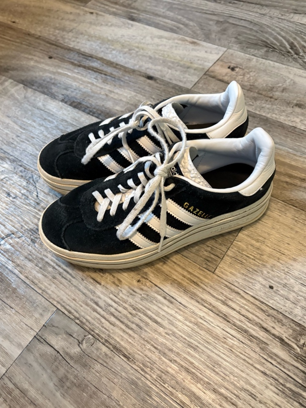 Adidas Gazelle Sneakers